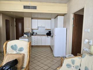 Beachfront Apartment Ocean Views - 3