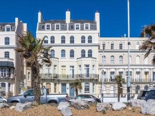 Apartment in Folkestone near Sandgate Beach - 0