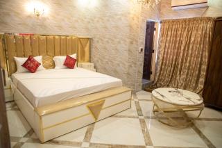 The Red Tree II Executive Guest House - 4