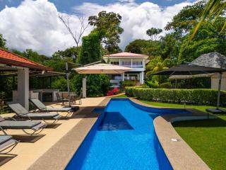 Private-large Pool-ocean Views-sleep 10-luxury - 0