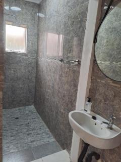 Hazel Haven 1 Guest House - 2