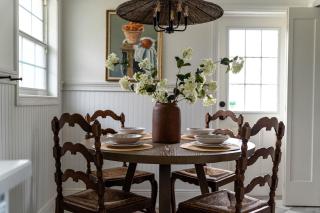 BayBreeze Cottage - 2BR-2BA Family Stay Near SRQ Airport, Sleeps 6-8 - 3