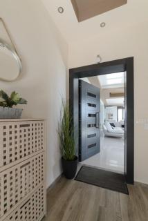 Villa Under Meteora - 9