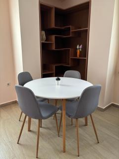 Cozy 1-Bedroom Apartment Near Old Town - Purple5 - 9