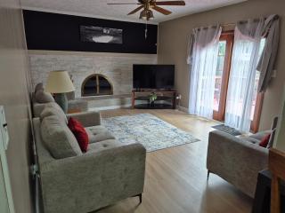 Family and friends cozy home - 0
