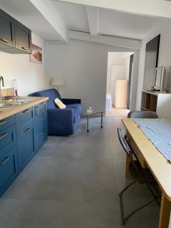 Maison avec accès piscine et terrasse - 1