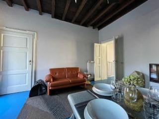 Newly renovated three-room apartment - 9