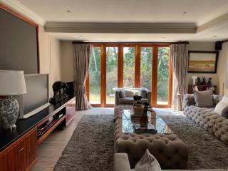The Ridgeback, 4 Bedroom House Bryanston - 4