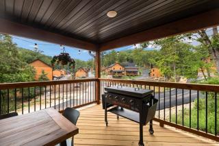 Elegant 3-Bedroom Retreat at Tall Timbers Resort - 9