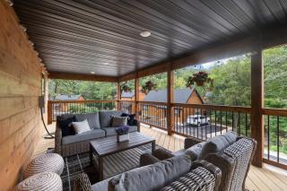 Elegant 3-Bedroom Retreat at Tall Timbers Resort - 4