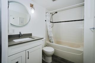 Cozy Urban Living! Hidden Gem! - 7