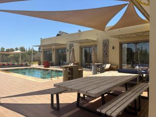 Secluded 4 Bedroom Villa, Onsite Security - 4