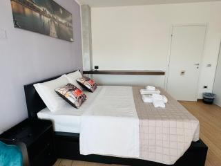 MMM HOME Train Station 4 - Venice - 5