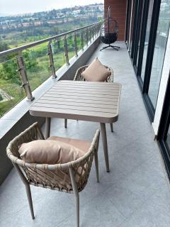 The Luxury Home Company - 6