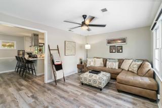 The Dawg House Pet-Friendly Near UGA and Ga Club - 8
