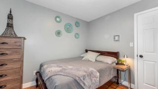 Knockan Hill Rentals - Ground Floor Suite - 5