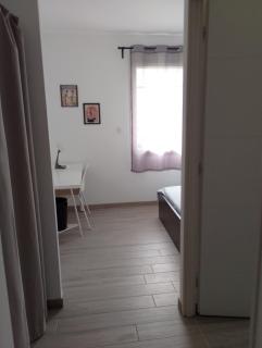 Chambre avec salle de bain et WC privés - 7