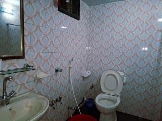 GREEN LEAF GUEST HOUSE - 3