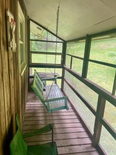 Happy Valley Mountain Get Away! - 1