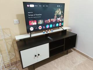 Bright & Cosy Furnished Studio in Estate - 0