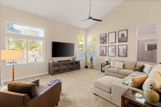 Casa Solana: Poolside Luxury - 8