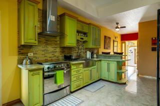 Dw apartments with garage and hot tub - Mandeville - 1