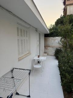 Glyfada Escape - Garden House - 1