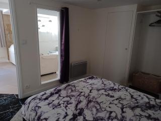 Plain-pied 80 m2 dans maison, parking privé gratuit, gare directe Paris - Versailles - 1