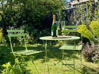 Apple Cottage - 5
