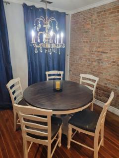 Designer 2 Bedroom Loft on Main Street in Florence - 9