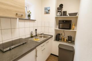 Zentrale Wohnungen im Grünem von Kiel - 5