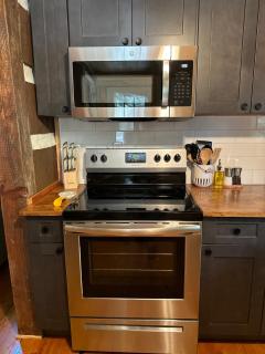 Eclectic Cabin - 5 Mins to DeSoto Park & Falls - 2