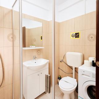 Old Town Comfort & Stylish Apartment - 5