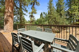 The Mountain House - Game Room, Arcade Games, Foosball, Deck, BBQ - 9