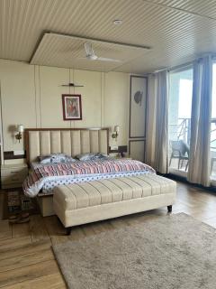 Velvet Hills Barog - 5