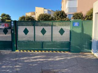 Appartement T2, terrasse, parking privé proche port et plages - 1