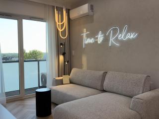 Urban Apartments Global Jacuzzi, Floor 8th No 03, Garage, Self Check-in, No deposit - 6