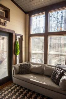 River Cabin - Fire Pit, Kayaks, Games, Dog Park - Menlo - 5