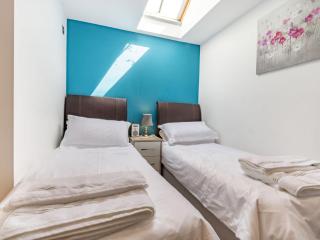 Cobble Cottage - Uk38973 - 6