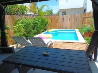 Hermosa villa con piscina privada, jacuzzi y playas cercanas - 3