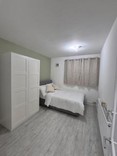 Wimbledon Tennis 2-bedroom house - 7
