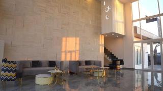 Modern farmhouse - 1