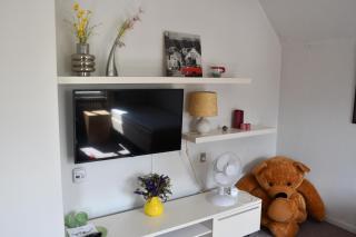 Lovely Town Apartment - Sleeps 5 Parking & Garden - 4