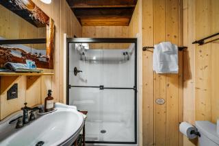 Lake Lahusage Front - Private Dock, Game Room - 1