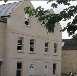 The Bath House Apartments - Free 1st breakfast - FREE parking - 4