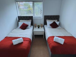 Home In Northampton - 3