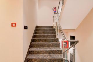 Townhouse Oak DLF Newtown Bus Terminal - 5