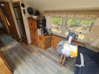 Country Mountain Airstream - 5
