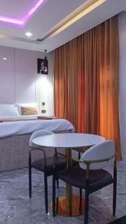 Uptown Life Hotel and Suites - 1