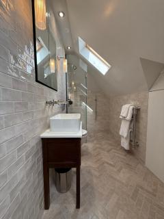 The Brent Cross Penthouse - 7